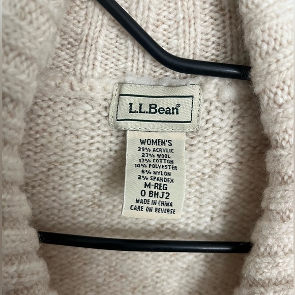 L.L Bean Cable Knit button up wool cotton blend oatmeal sweater - Picture 4 of 8